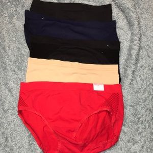 New 5 pair women’s panties size xl